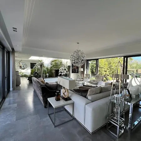 Superbe 4 Vue * Grimaud